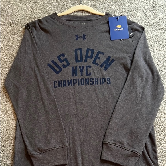 US Open Tennis Under Armour Gray Long Sleeve Tee with Blue Print- unisex - Picture 4 of 5